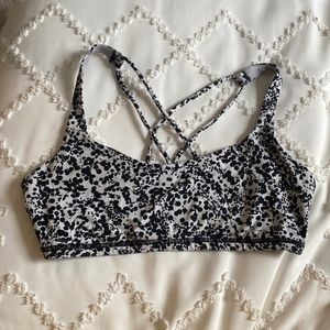 lululemon sports bra
